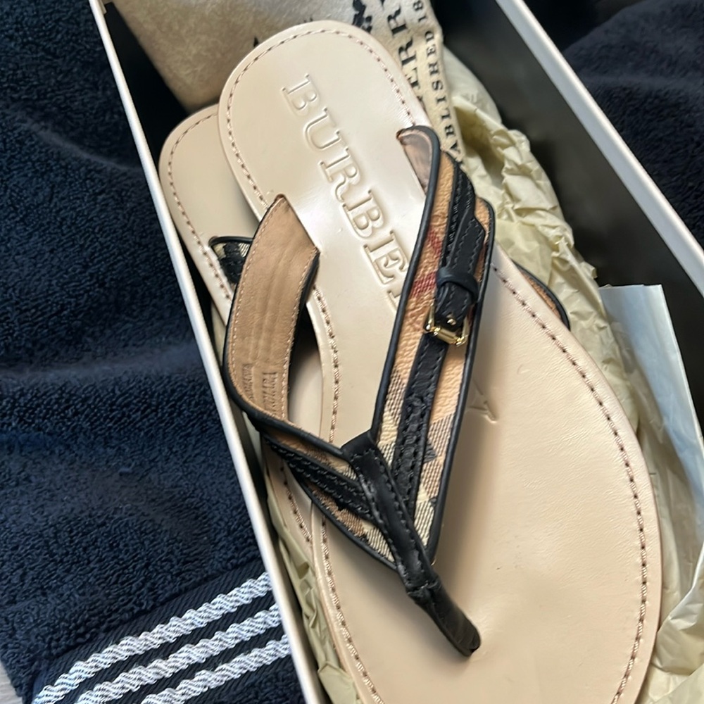Burberry Aldermary Haymarket Flip Flop